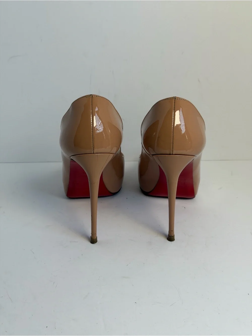 Christian Louboutin New Very Prive Patent Leather Peep Toe Pumps Stiletto Heels